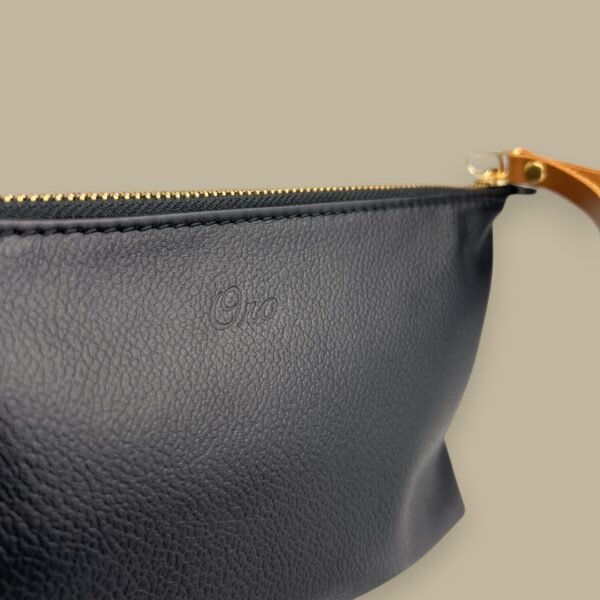 TRAVEL POUCH VILLA
